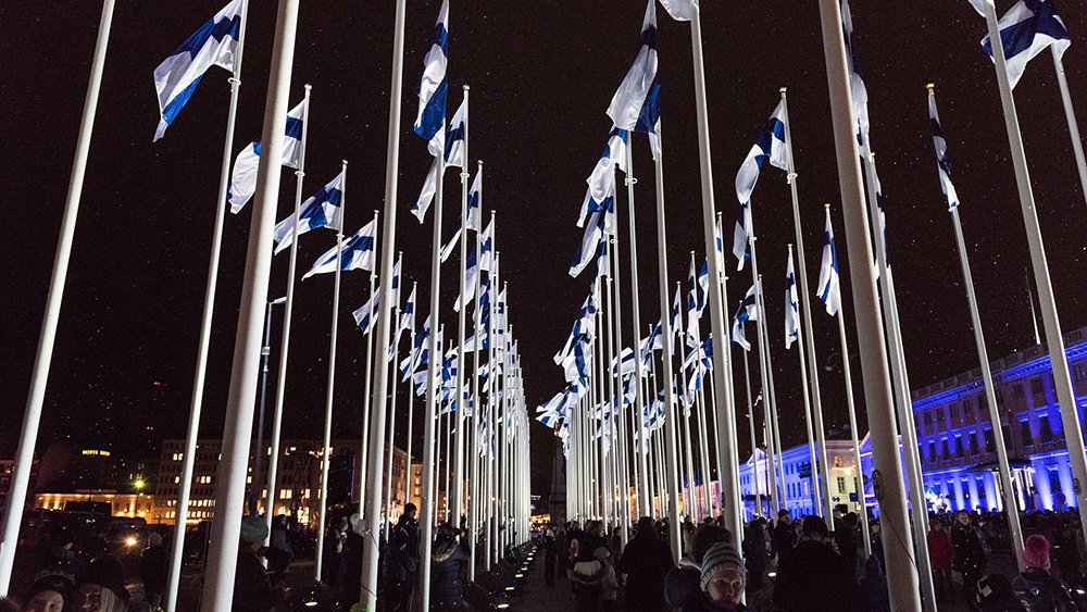 Suomen Itsenäisyyspäivää Vietetään Tutuin Ja Uusin Perintein ...