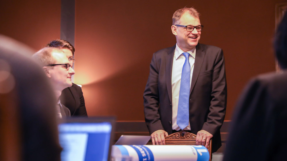 Pääministeri Sipilä Kohti seuraavaa sataa -tapahtumassa 8.12.2017