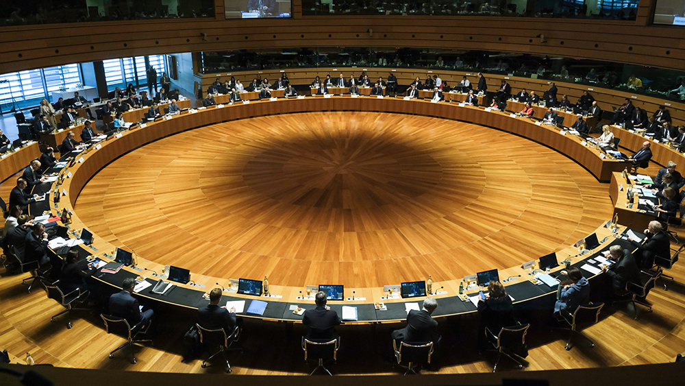 Talous- ja rahoitusasioiden neuvoston kokoussali  Luxemburgissa.