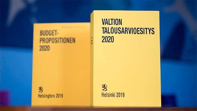 Två budgetböcker från år 2020.