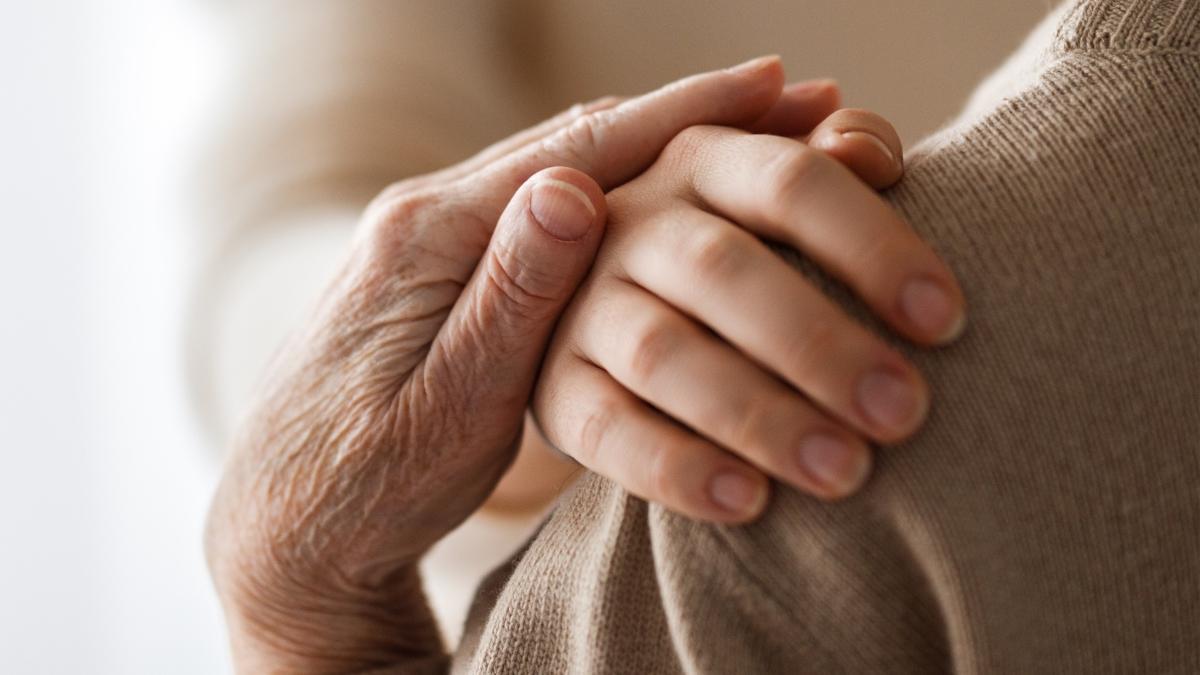 Lausuntopyyntö: täsmennyksiä palliatiivista hoitoa ja saattohoitoa koskevaan lainsäädäntöön.