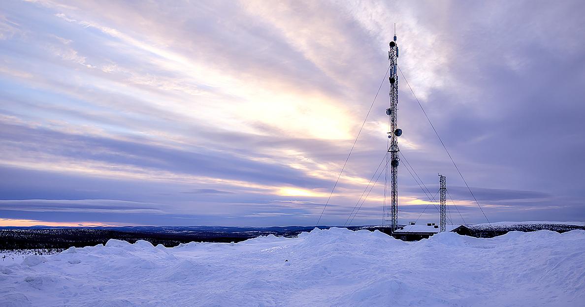 Masts. (Image: Jarno Holappa / Shutterstock)