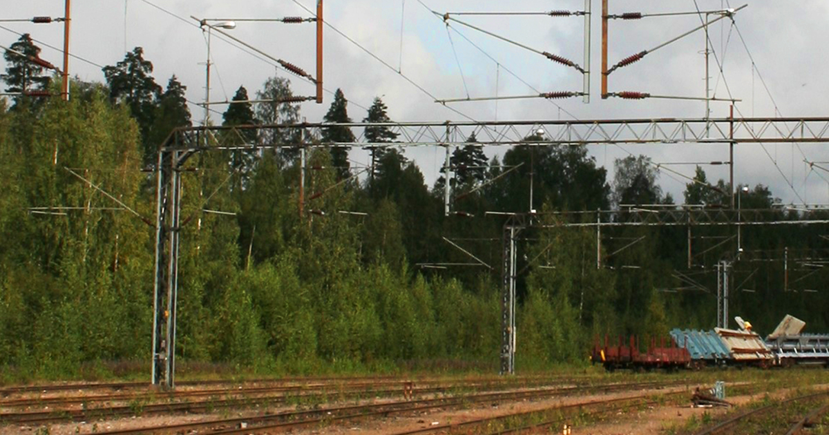 Harakan ratapiha Imatralla. (Kuva: Markku Nummelin / Väylävirasto)