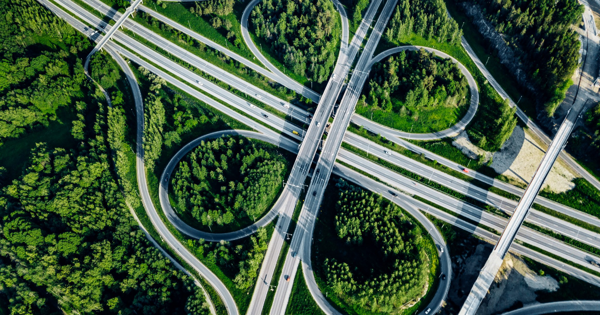 Ilmakuva moottoritiestä (Kuva: Shutterstock)