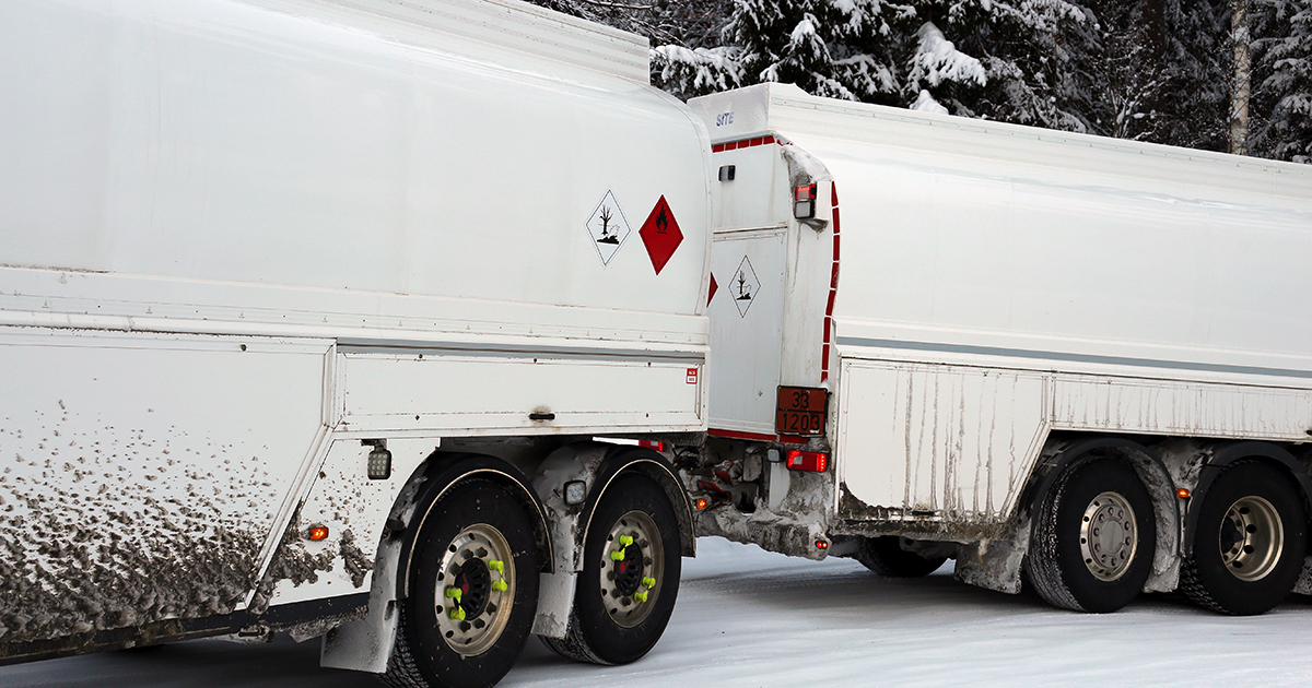 Säiliöt odottavat lastausta. (Kuva: Shutterstock)