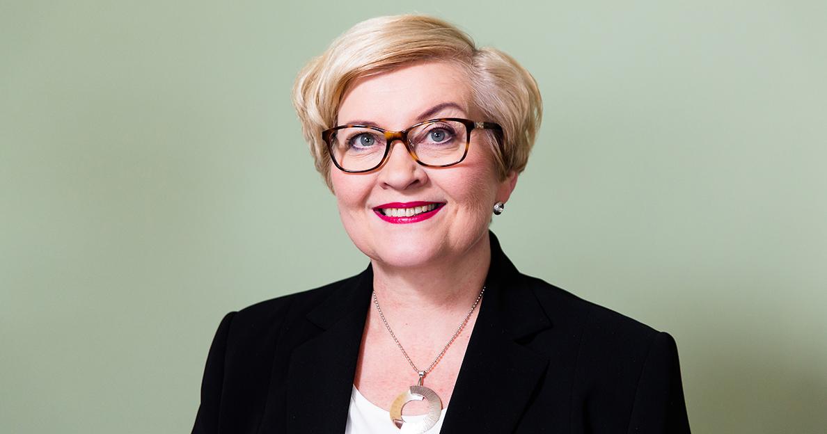 Kunta- ja liikenneministeri Anu Vehviläinen (Kuva: VNK/Sakari Piippo)