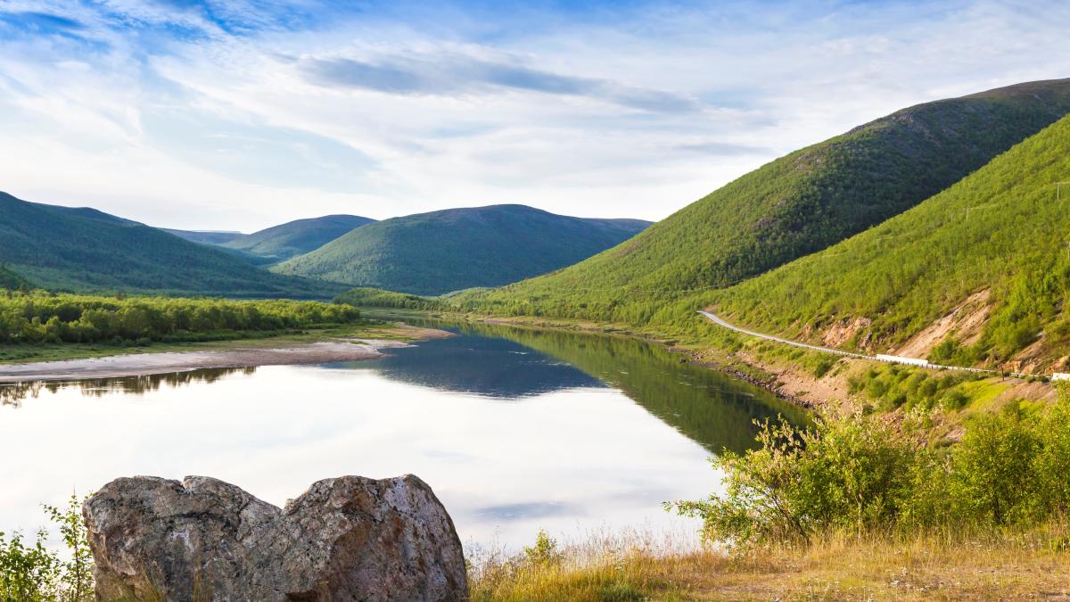 Maisemakuva Tenojoelta