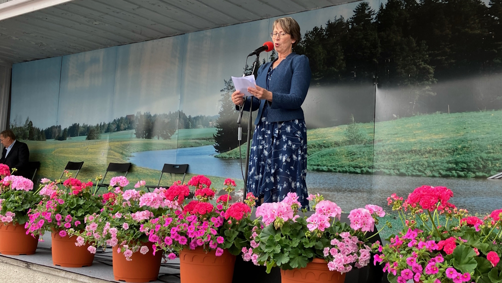 Maa- ja metsätalousministeri Sari Essayah.