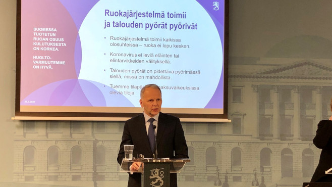 Jari Leppä puhui ruokajärjestelmän toimivuudesta hallituksen korononatiedotustilaisuudessa 27.3.2020