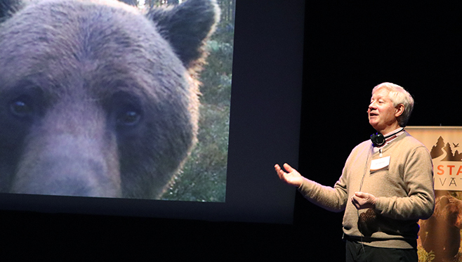 Norjan luonnontieteellisen yliopiston (NMBU) emeritusprofessori Jon Swenson piti alustuksen Riistapäivillä Turussa tiistaina.