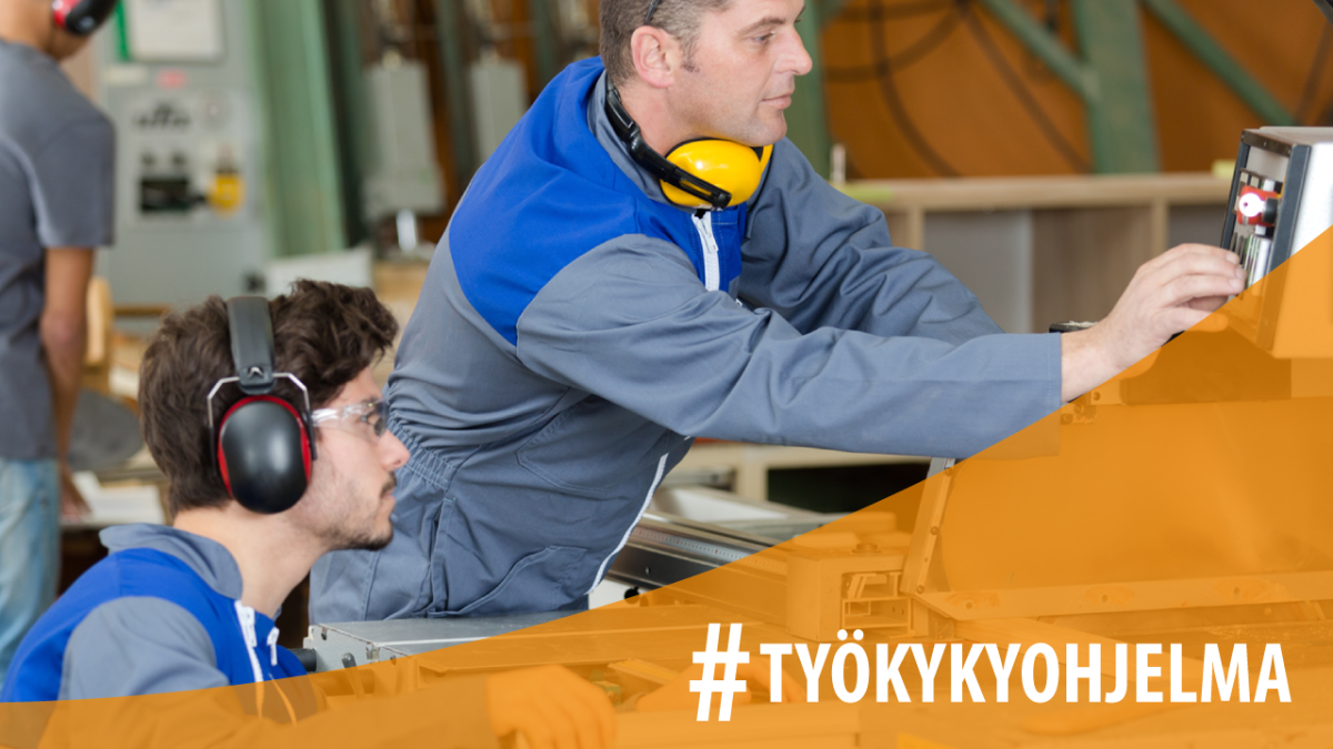 Kuvassa on kaksi työntekijää ja Työkykyohjelman nimi.