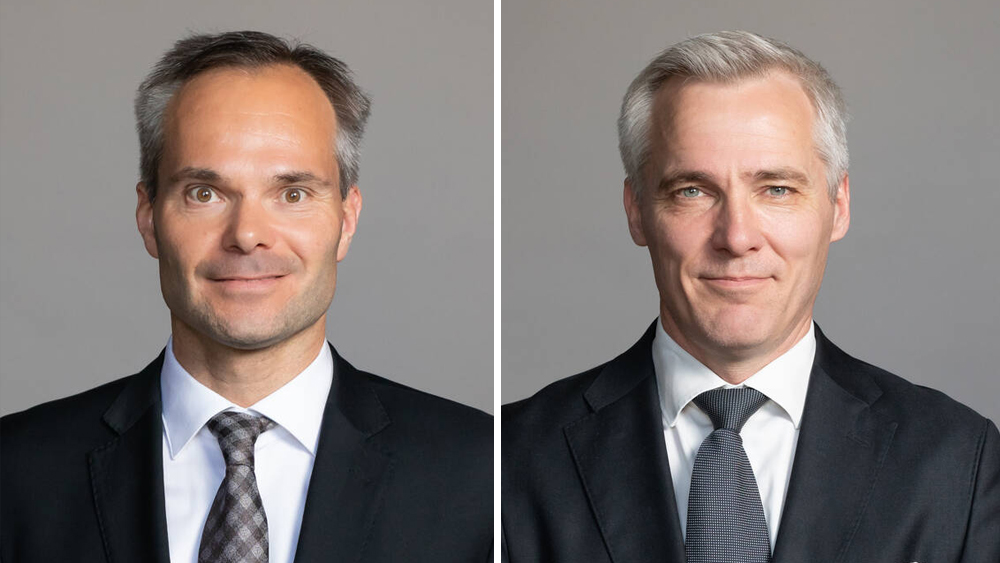 Ministerit Mykkänen ja Adlercreutz kuvaparissa rinnakkain rintakuvina