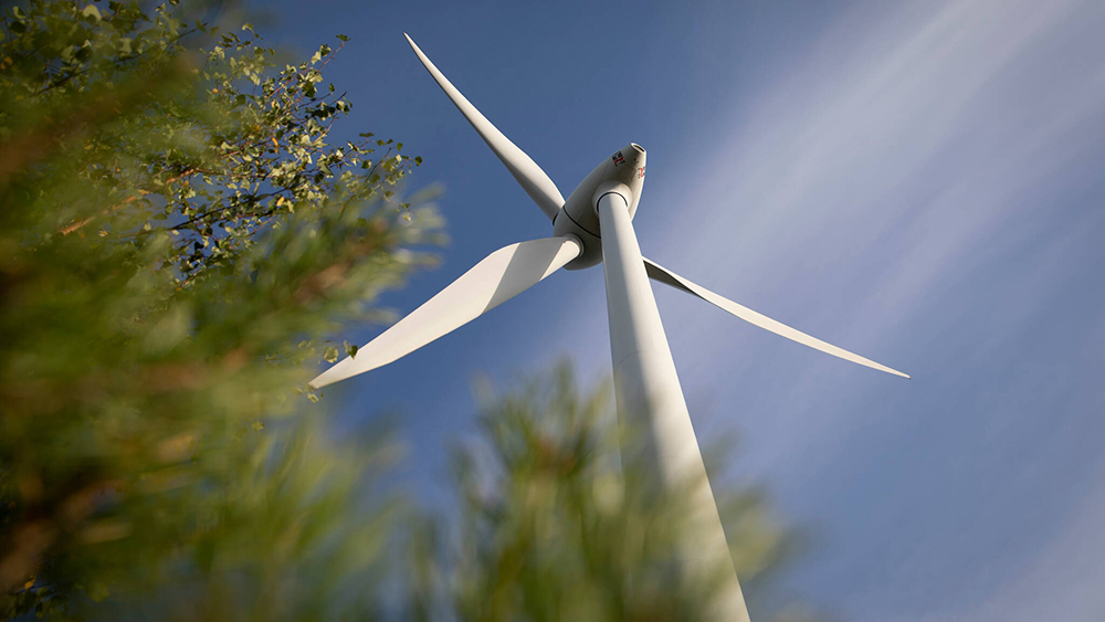 Vindturbin nerifrån