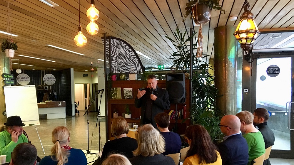 Eriarvoistuminen professori Juho Saaren selvitystyön kohteena