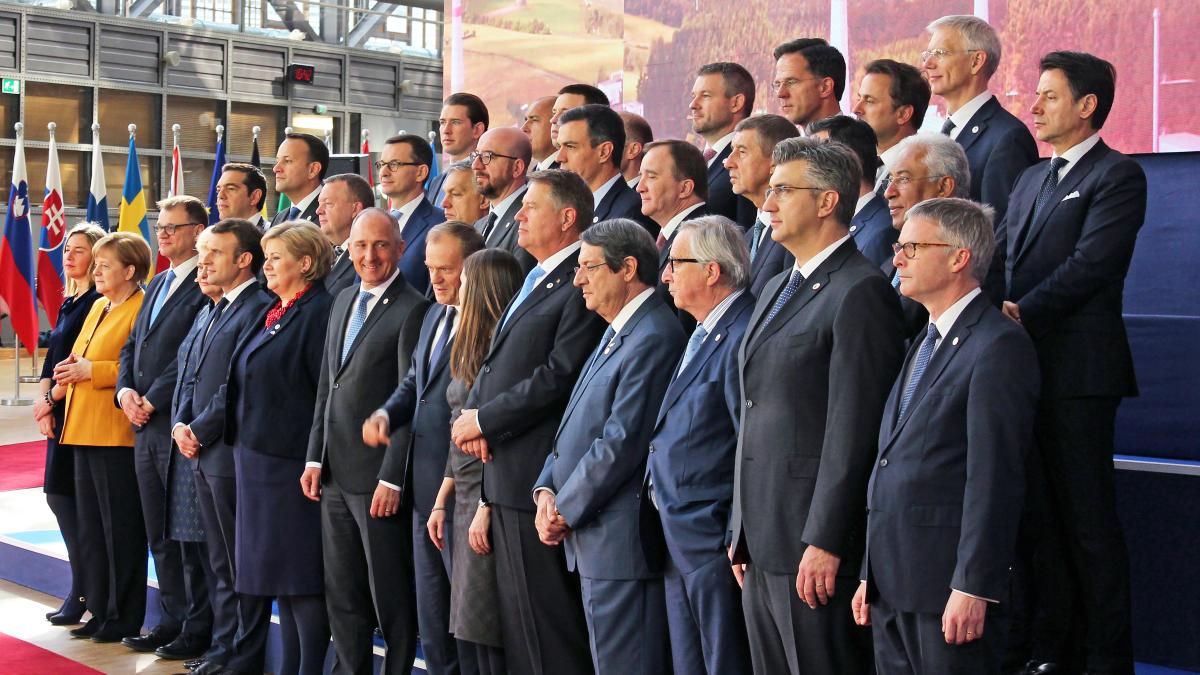 European Council members in a group photo