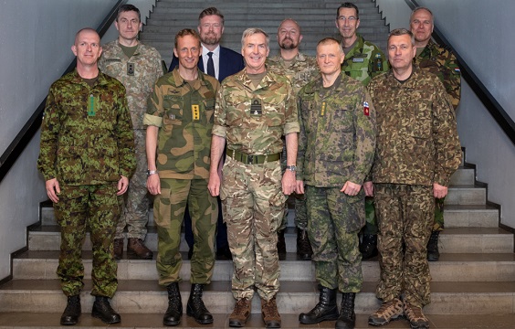 Kuvassa JEF-maiden asevoimien komentajat Helsingissä.